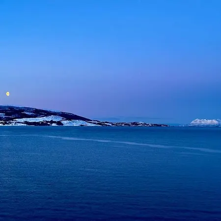 The Midnight Sun Gratangen