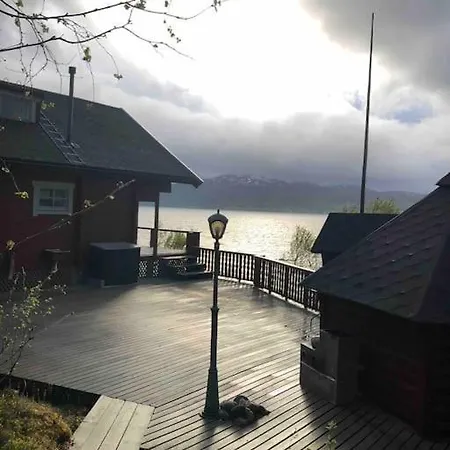 The Midnight Sun Feriehus Gratangen