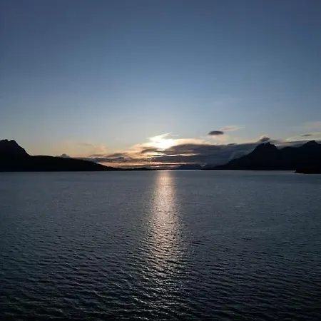 Feriehus The Midnight Sun Gratangen